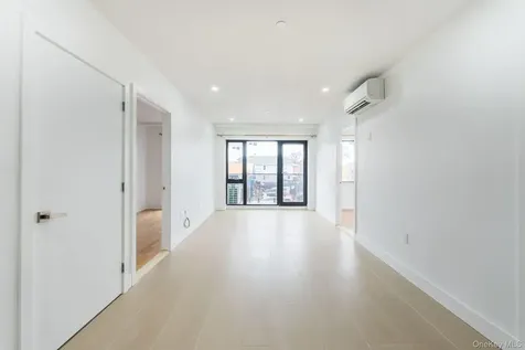 165-02 Sanford Avenue Flushing NY 11358