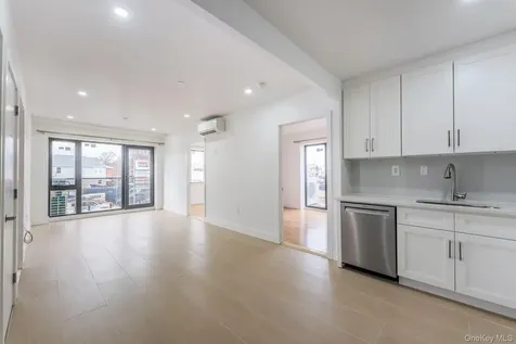 165-02 Sanford Avenue Flushing NY 11358