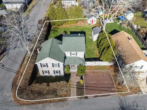 735 Aka 718 Wiggins Wiggins Street Greenport NY 11944