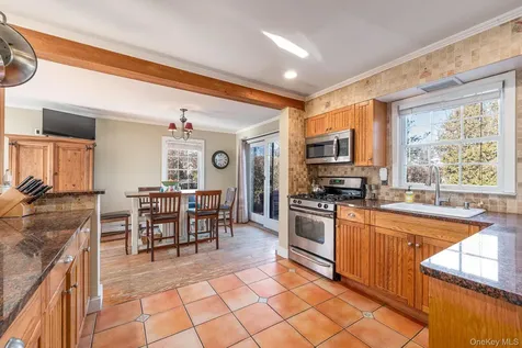 735 Aka 718 Wiggins Wiggins Street Greenport NY 11944