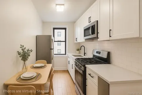 225 Bennett Avenue New York (manhattan) NY 10040