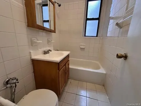 225 Bennett Avenue New York (manhattan) NY 10040