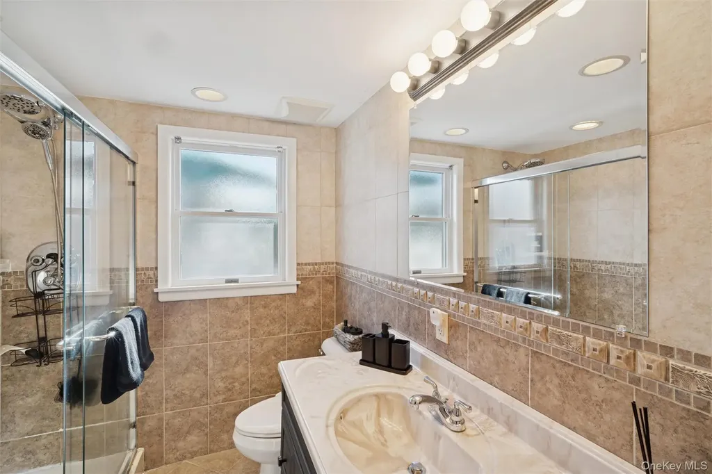 484 18th Street West Babylon NY 11704