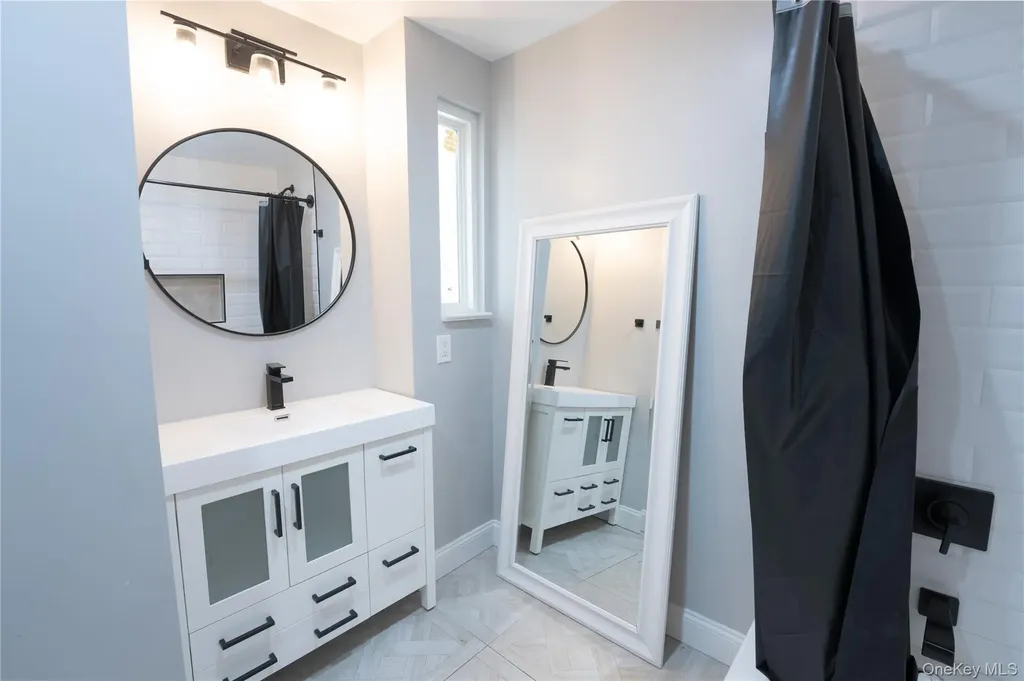 275 Longvue Terrace Yonkers NY 10710
