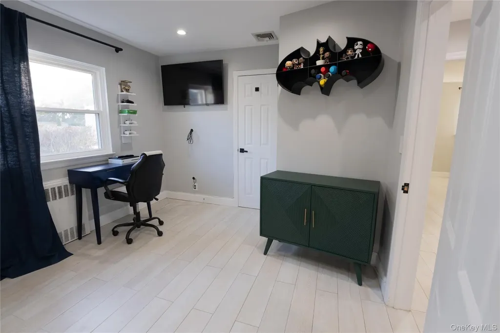 275 Longvue Terrace Yonkers NY 10710