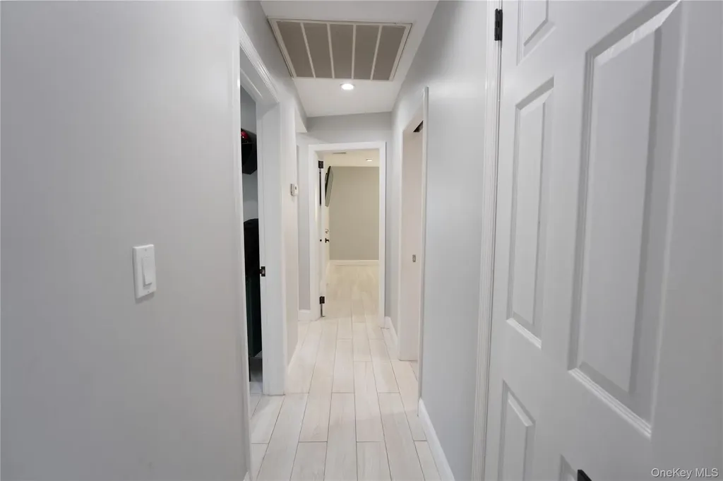 275 Longvue Terrace Yonkers NY 10710