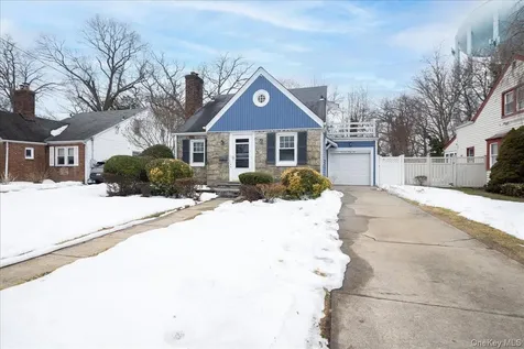 1746 Rockville Drive Baldwin NY 11510