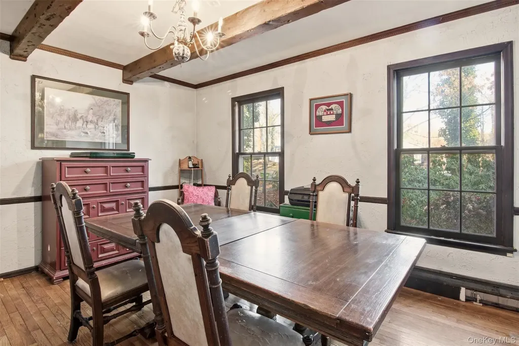 105 Rustic Road Port Jefferson NY 11777