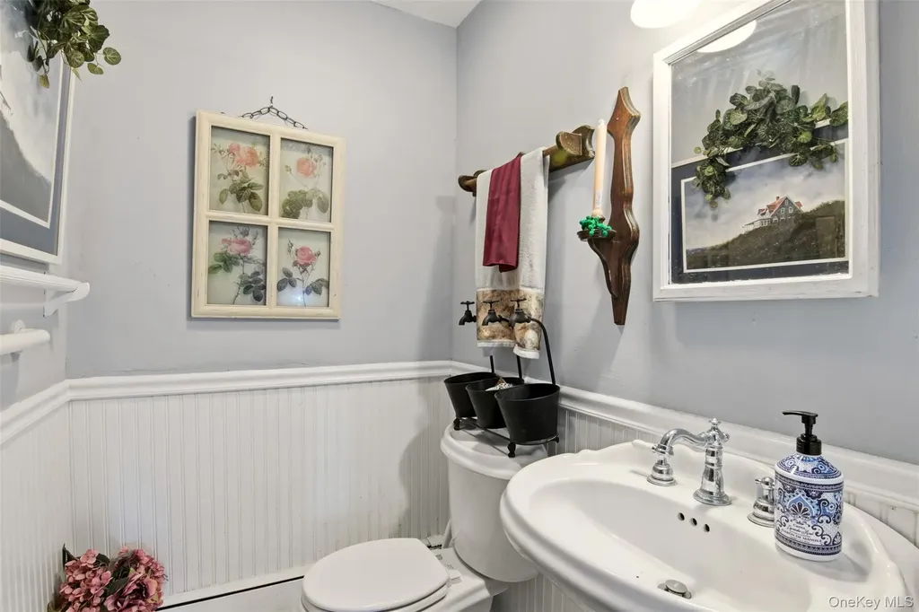 105 Rustic Road Port Jefferson NY 11777