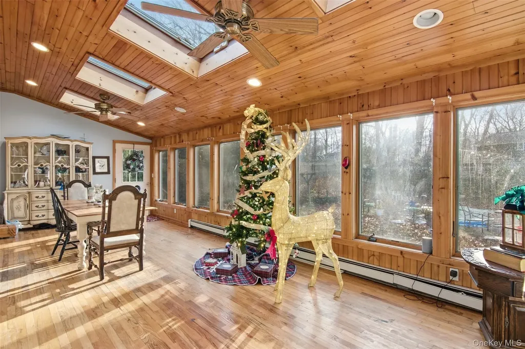 105 Rustic Road Port Jefferson NY 11777