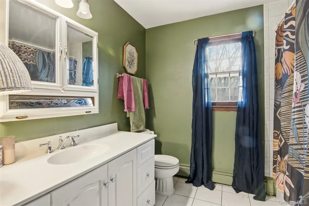 105 Rustic Road Port Jefferson NY 11777