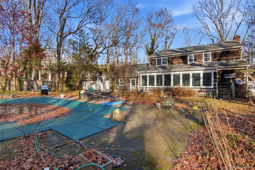 105 Rustic Road Port Jefferson NY 11777