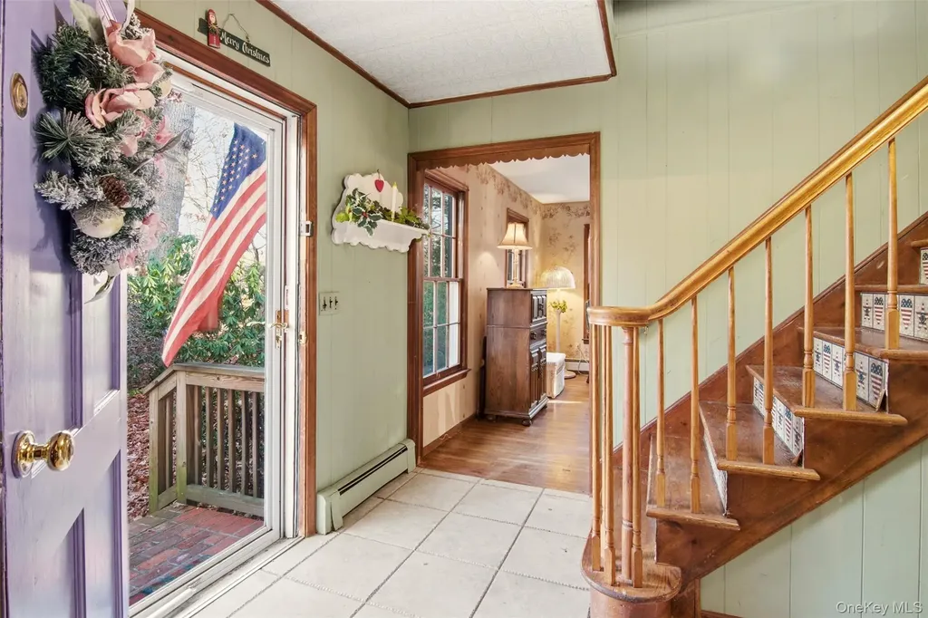 105 Rustic Road Port Jefferson NY 11777
