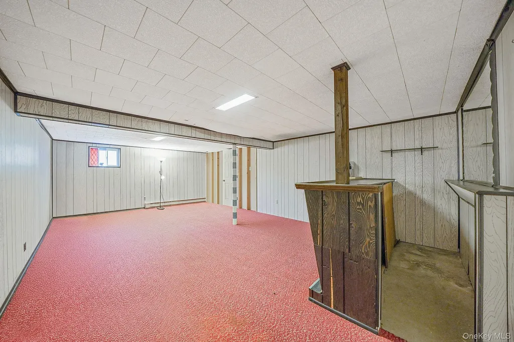126 W 3rd Street Deer Park NY 11729