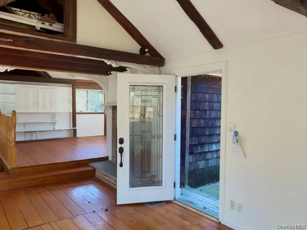 39 Cedar Drive Southampton NY 11968