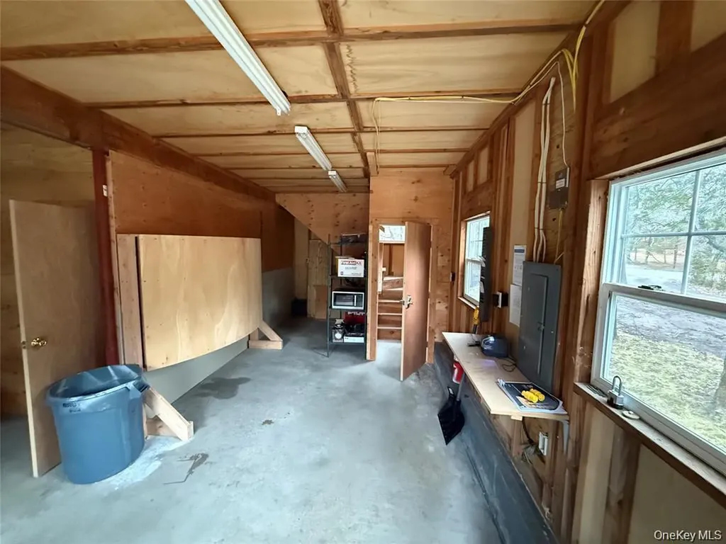 39 Cedar Drive Southampton NY 11968