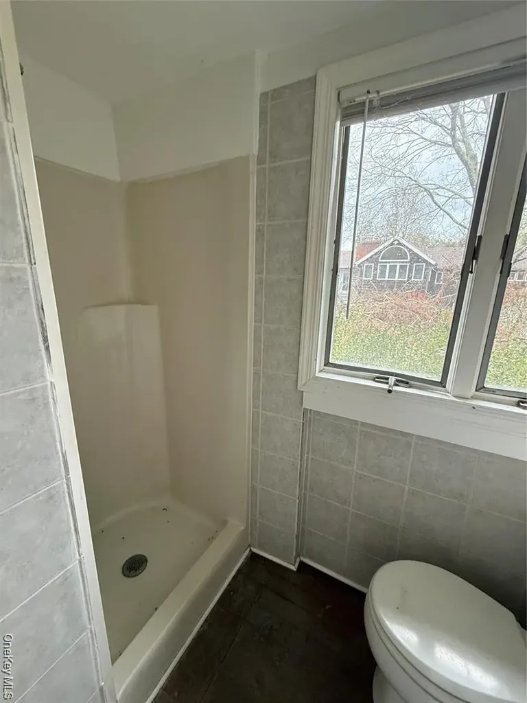 39 Cedar Drive Southampton NY 11968