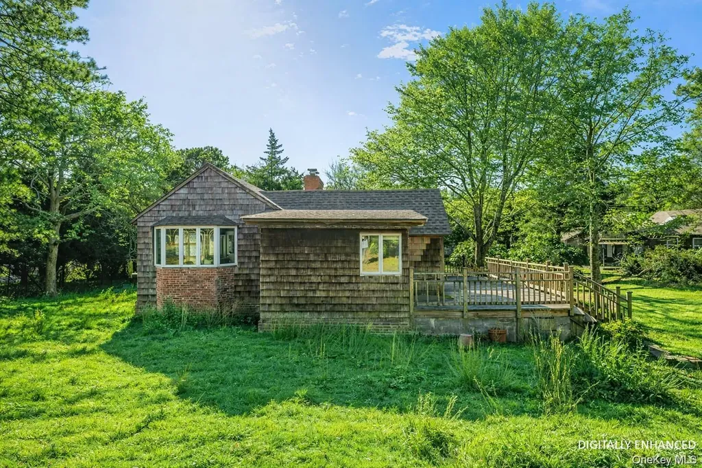 39 Cedar Drive Southampton NY 11968