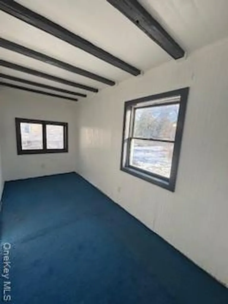 3 Dean Place Poughkeepsie NY 12601