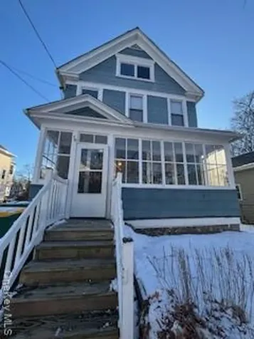 3 Dean Place Poughkeepsie NY 12601