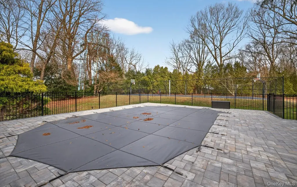369 Vanderbilt Parkway Dix Hills NY 11746