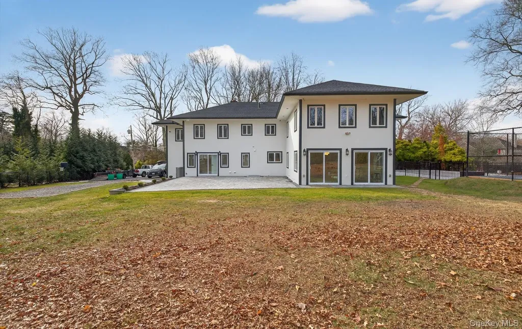 369 Vanderbilt Parkway Dix Hills NY 11746