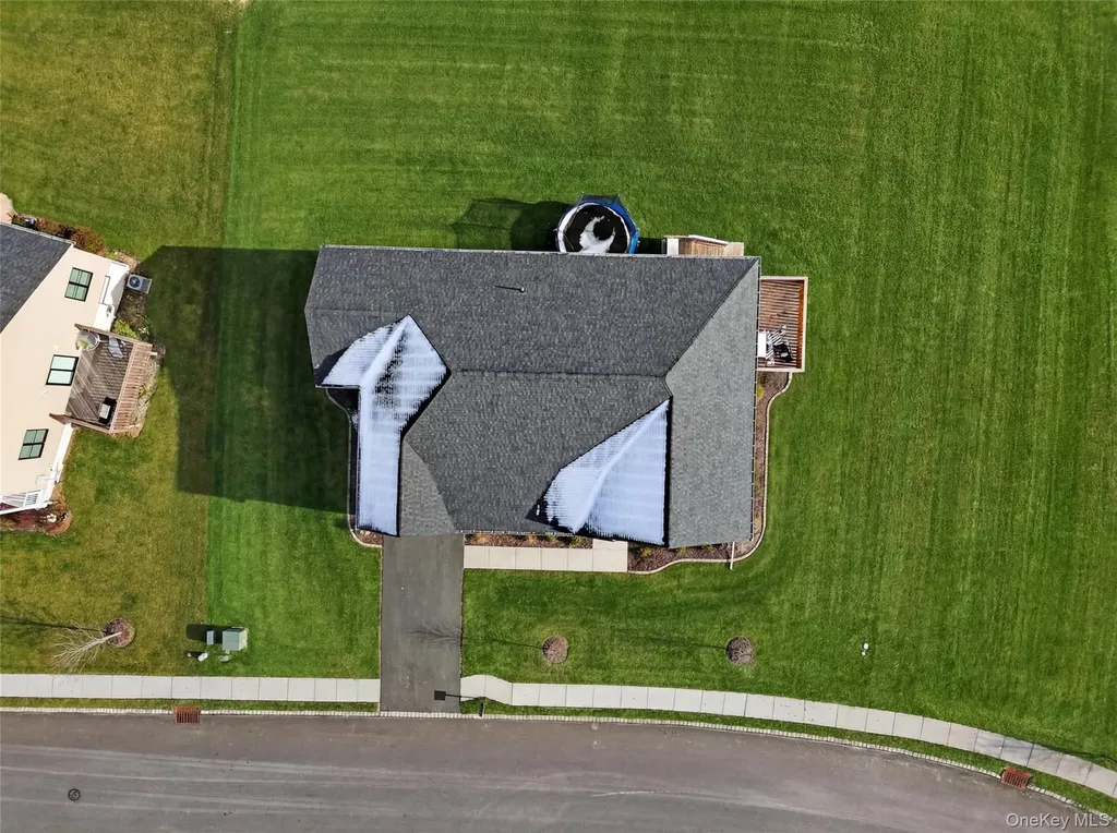 22 Lionel Passage Monroe NY 10950