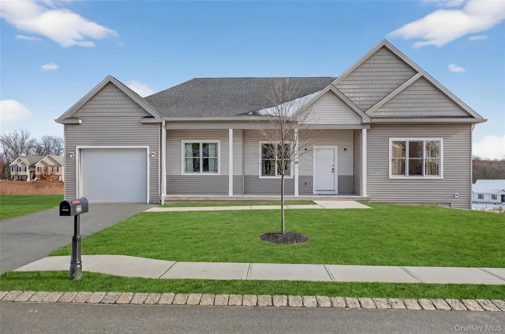 22 Lionel Passage Monroe NY 10950