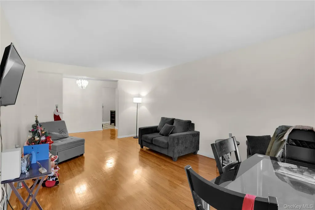 245 Bronx River Road Yonkers NY 10704