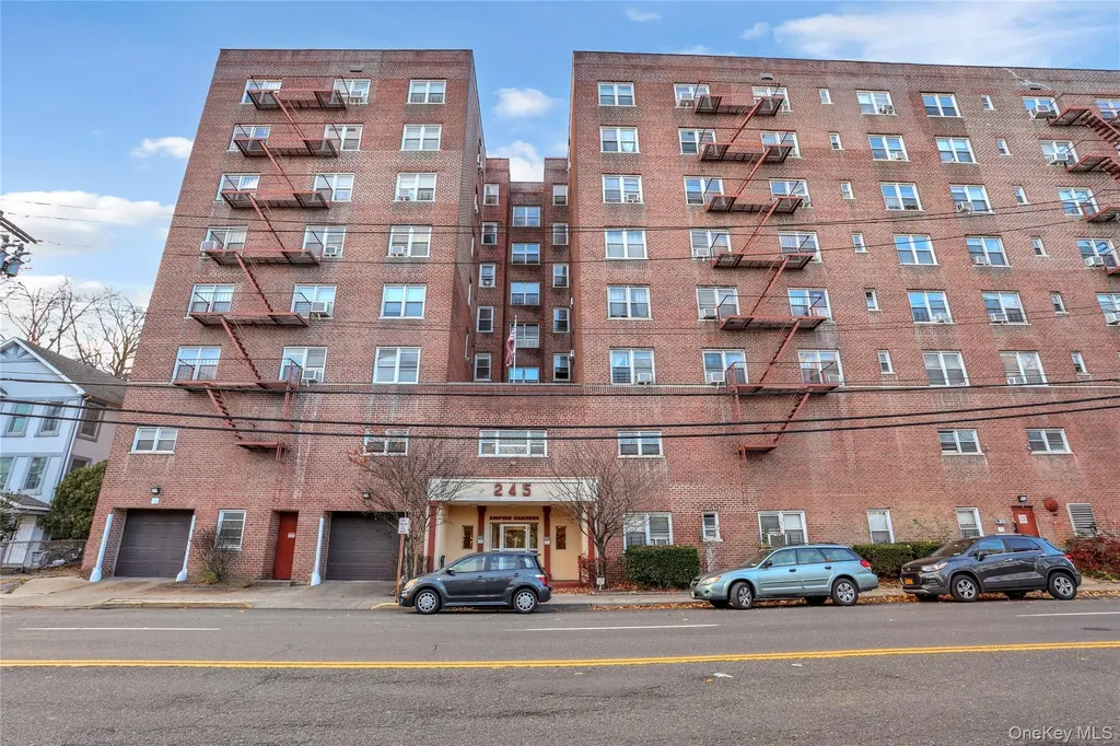 245 Bronx River Road Yonkers NY 10704