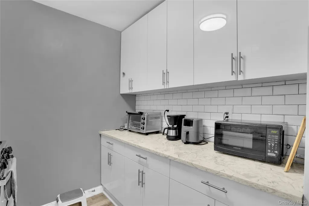 245 Bronx River Road Yonkers NY 10704