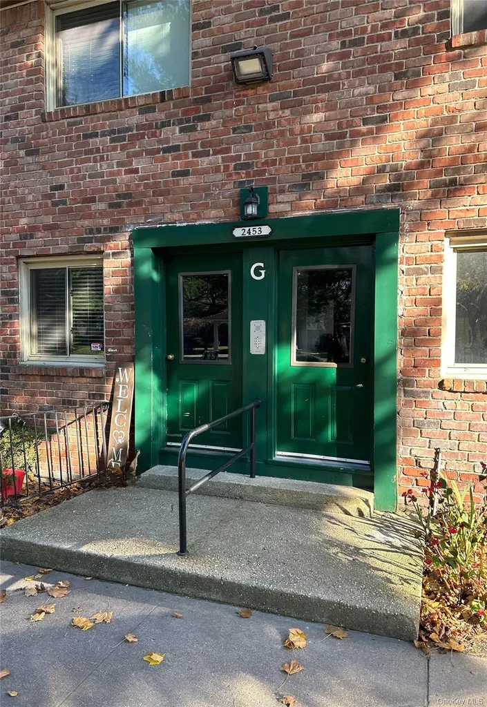 2453 Union Boulevard Islip NY 11751
