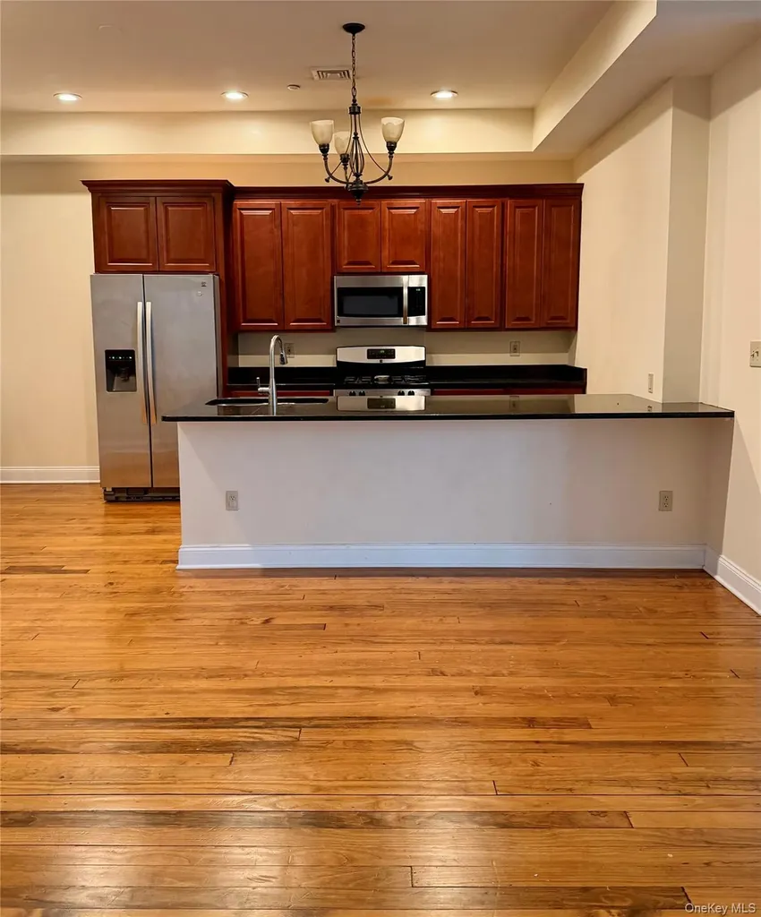 337 Main Street Poughkeepsie NY 12601