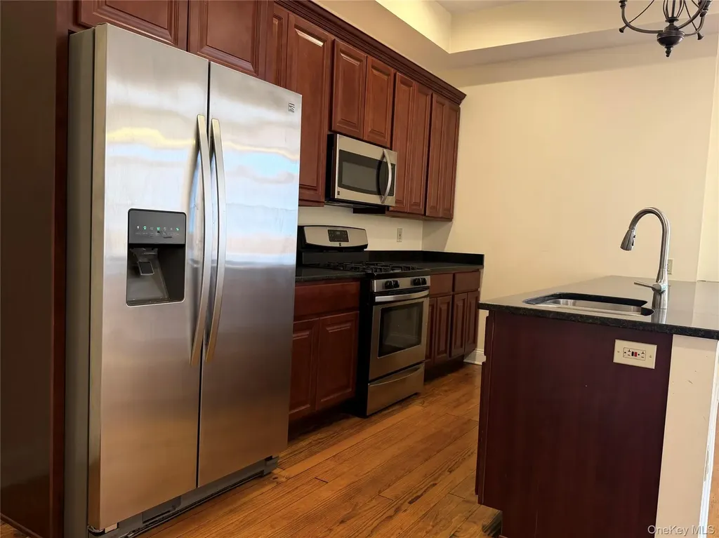 337 Main Street Poughkeepsie NY 12601