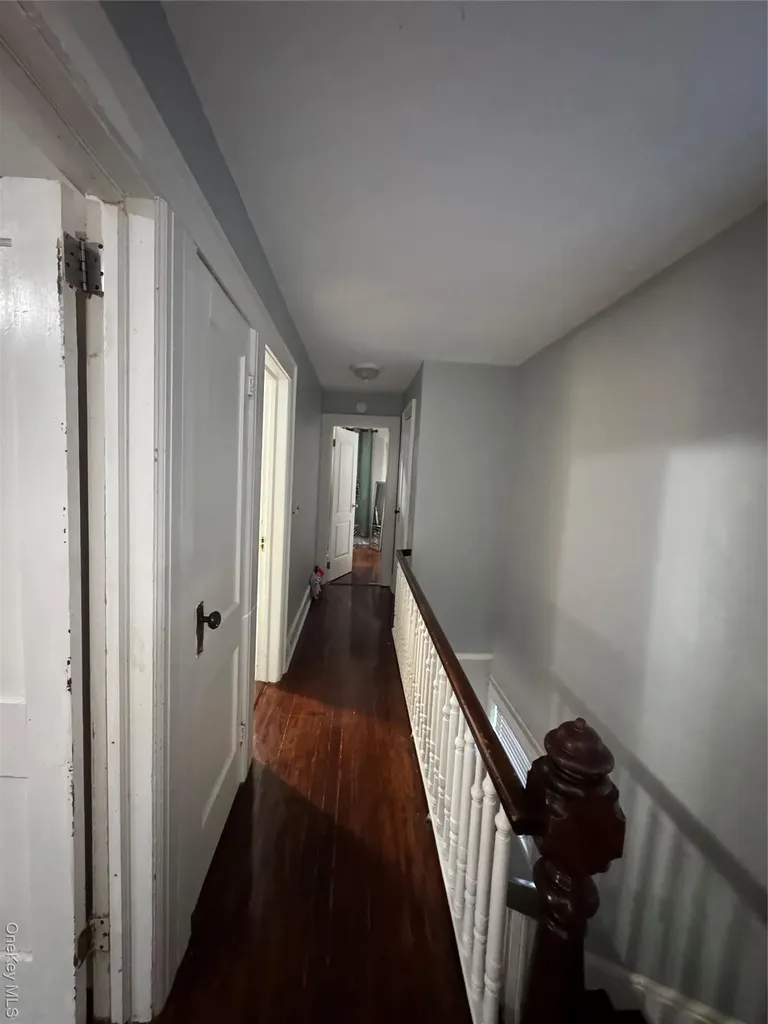 19 Hamilton Hempstead NY 11550