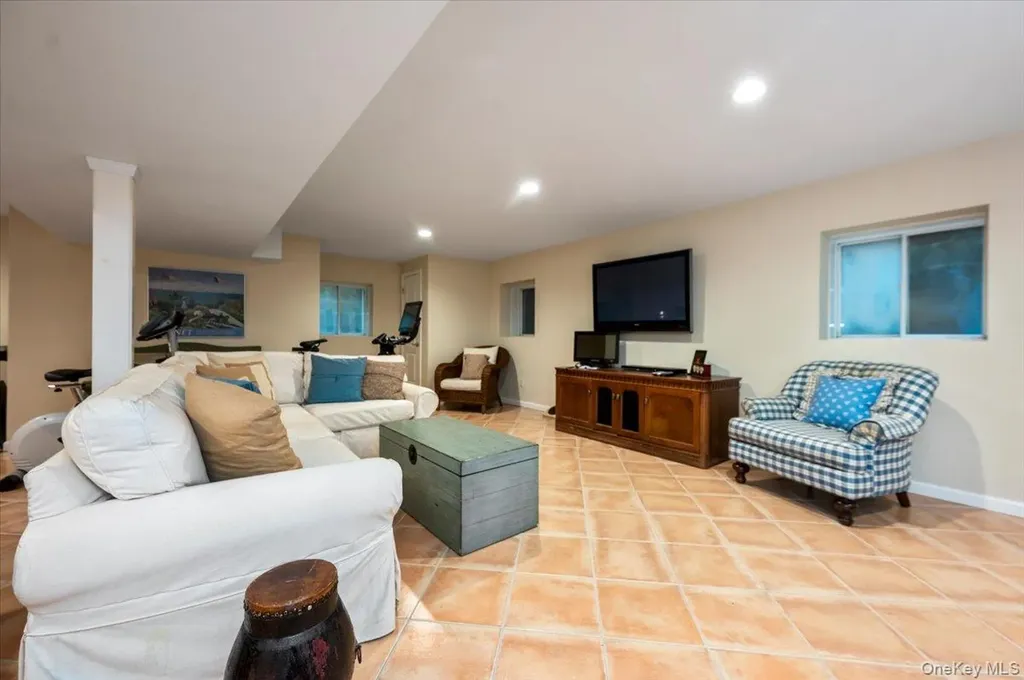 70 Lewis Avenue Atlantic Beach NY 11509