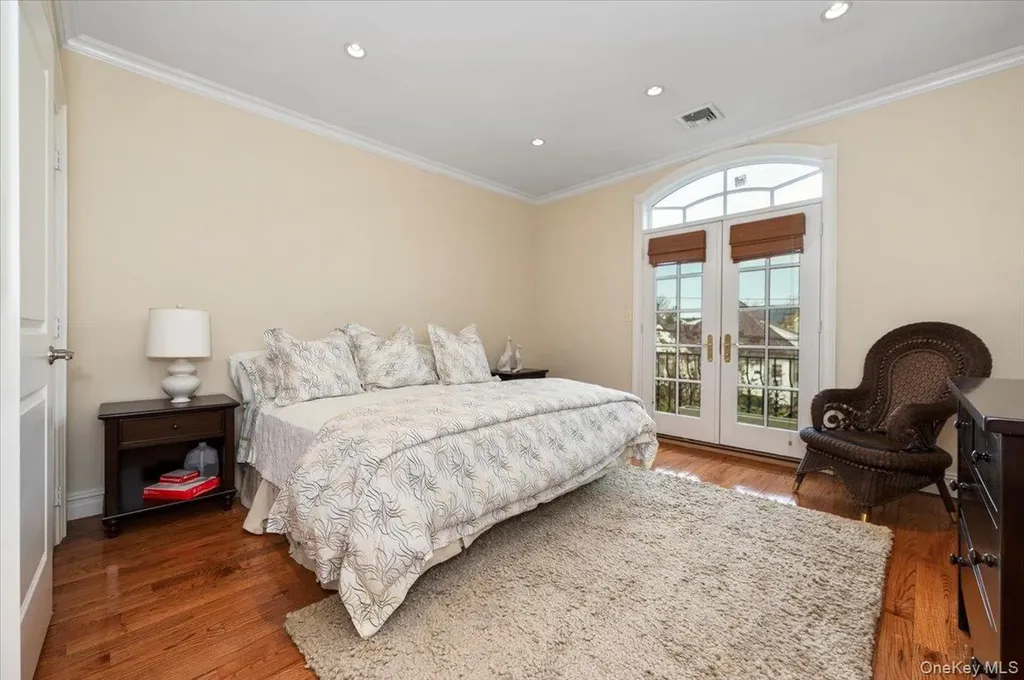 70 Lewis Avenue Atlantic Beach NY 11509