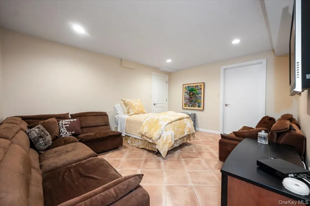 70 Lewis Avenue Atlantic Beach NY 11509
