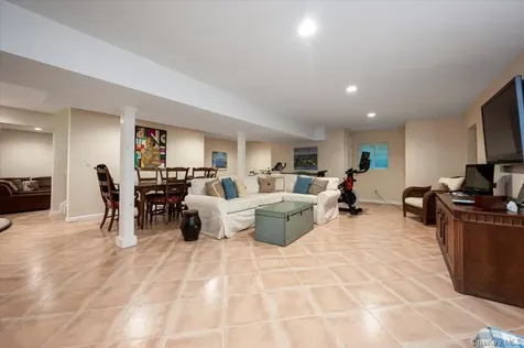 70 Lewis Avenue Atlantic Beach NY 11509