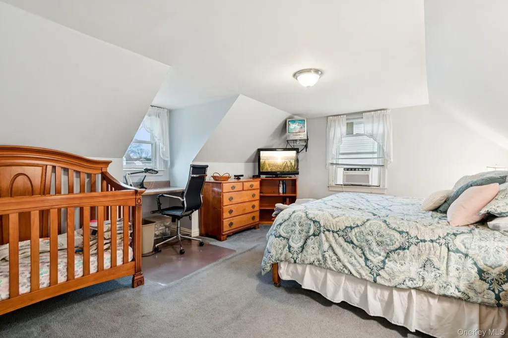 251 Hamilton Avenue Massapequa NY 11758