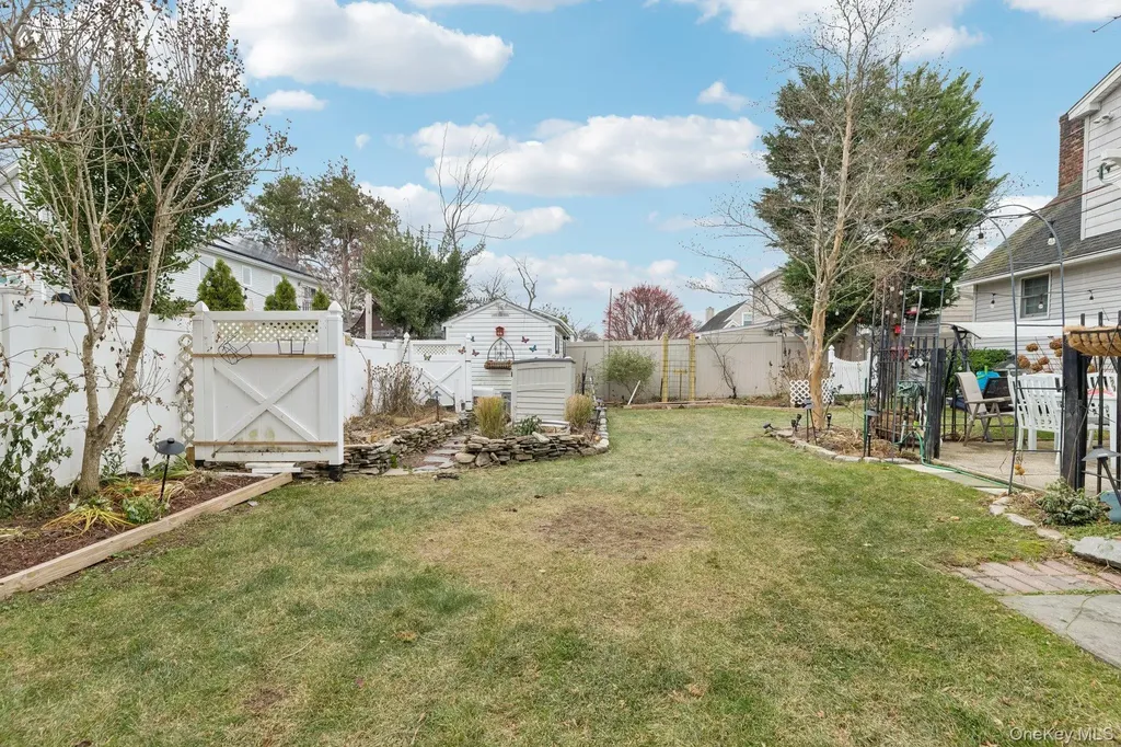 251 Hamilton Avenue Massapequa NY 11758