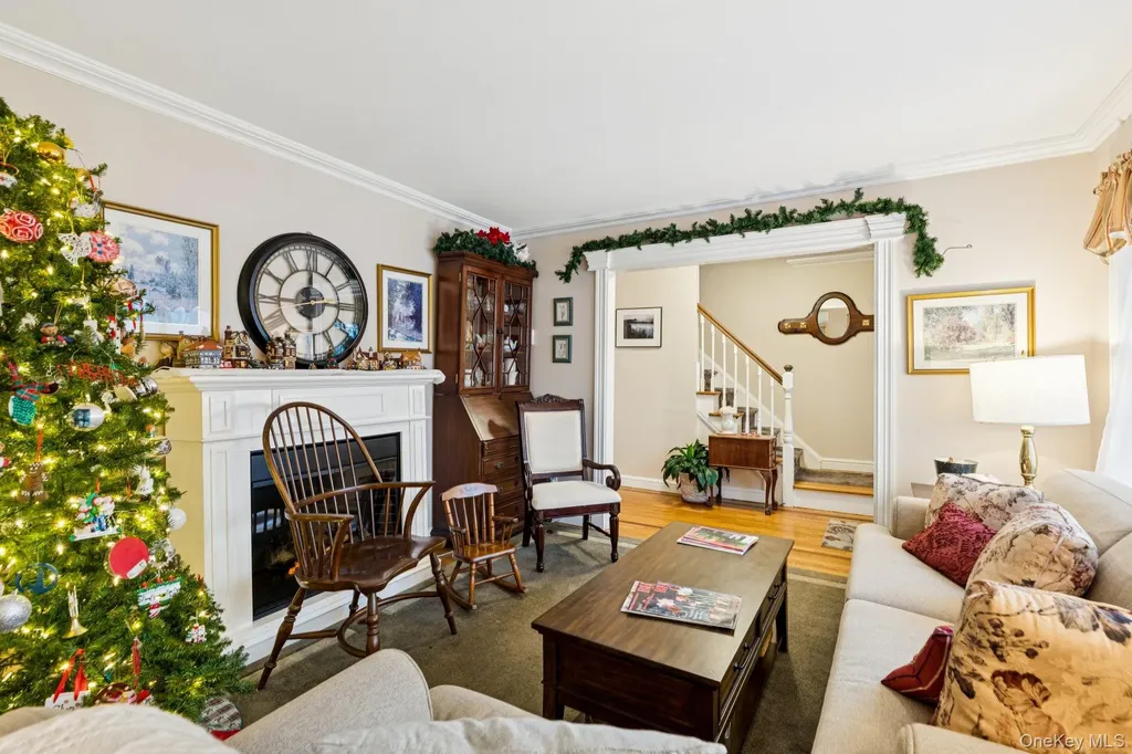 251 Hamilton Avenue Massapequa NY 11758