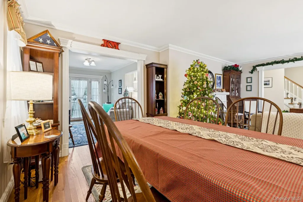 251 Hamilton Avenue Massapequa NY 11758