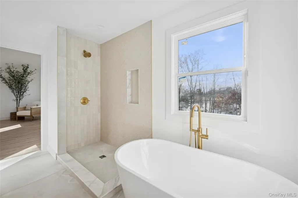 909 Ostrander Avenue Riverhead NY 11901