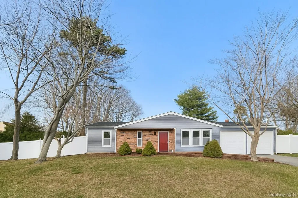 9 Northridge Drive Coram NY 11727