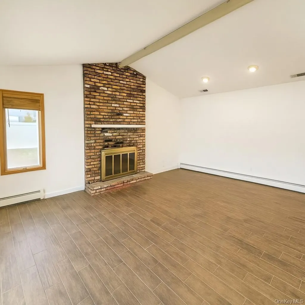 9 Northridge Drive Coram NY 11727