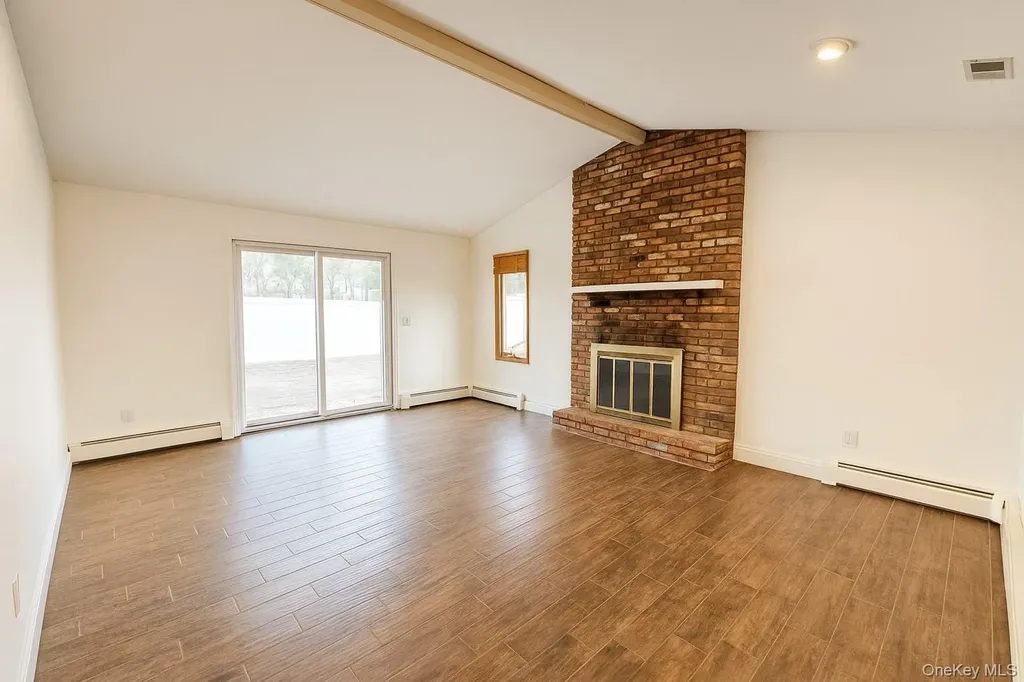9 Northridge Drive Coram NY 11727