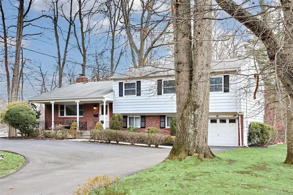 Monsey NY 10952