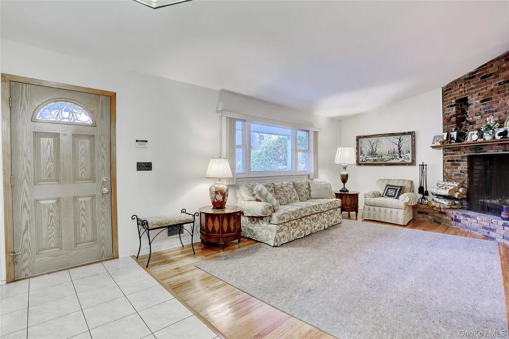 Monsey NY 10952