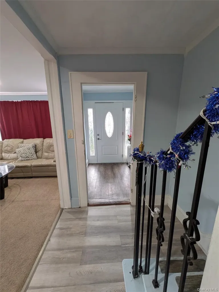 41 Stone Avenue North Babylon NY 11703